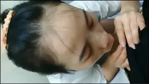 Con ghệ quảng nam lén lút bú bú cho thằng bồ trong phòng tắm